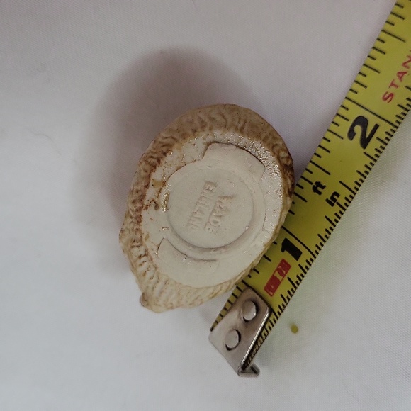 Wade Whimsies Hedge Hog Porccipine Vintage Wade Figurine little over 1.5" - Picture 4 of 9